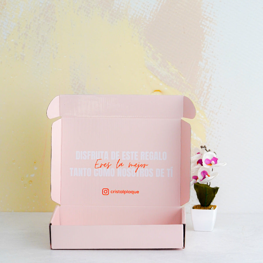 Disfruta de este regalo, tanto como nosotros de tí.
¡Eres la mejor!