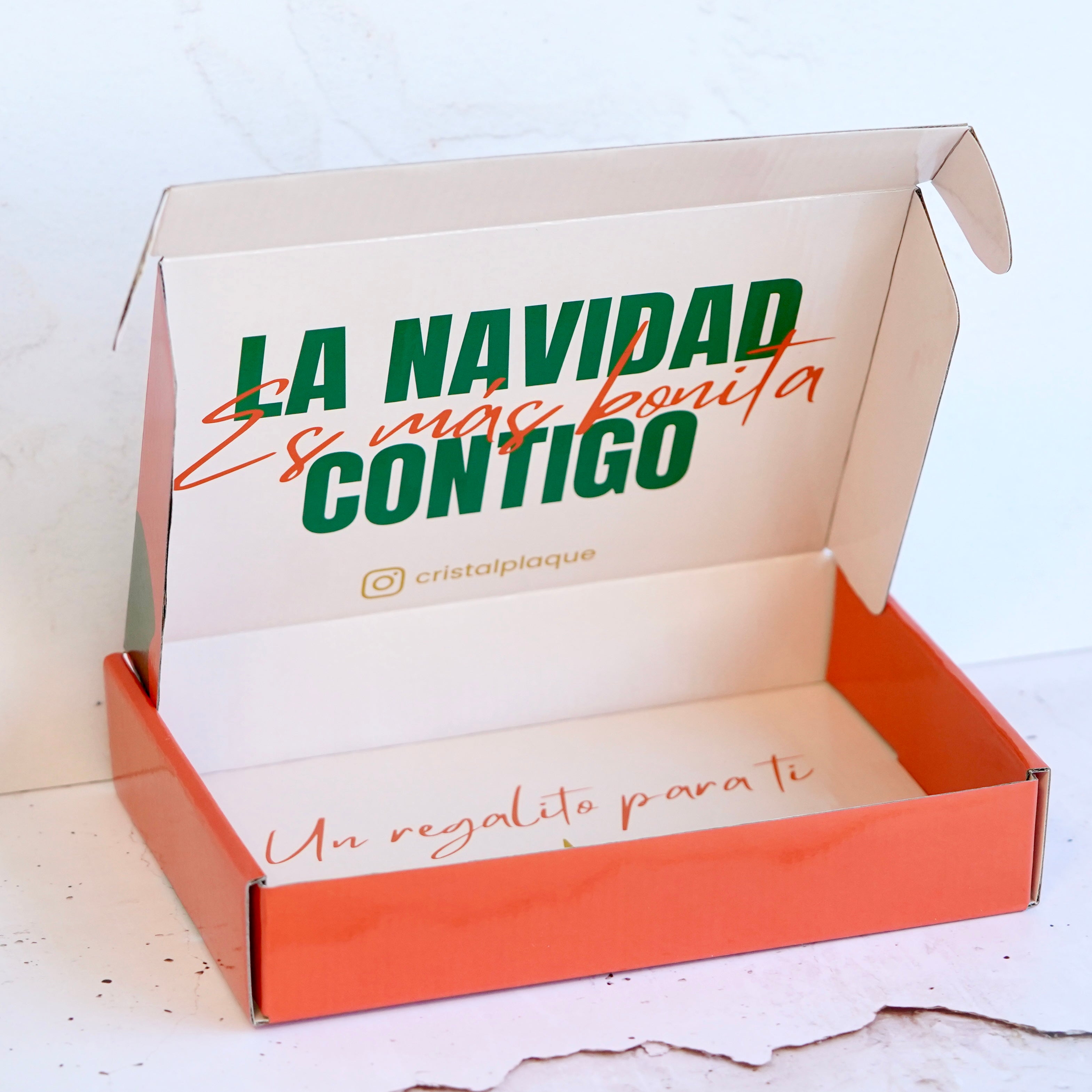 Caja de 25 x 28 cm Lista para Rellenar con Tus Regalos de Navidad