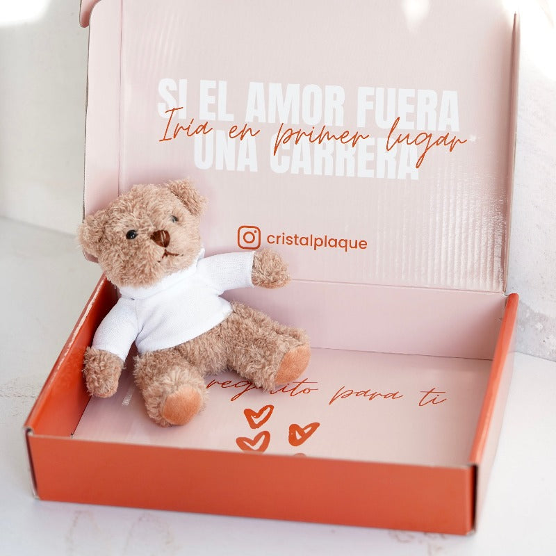 Idea de regalo con caja de san valentín con osito de peluche bonito