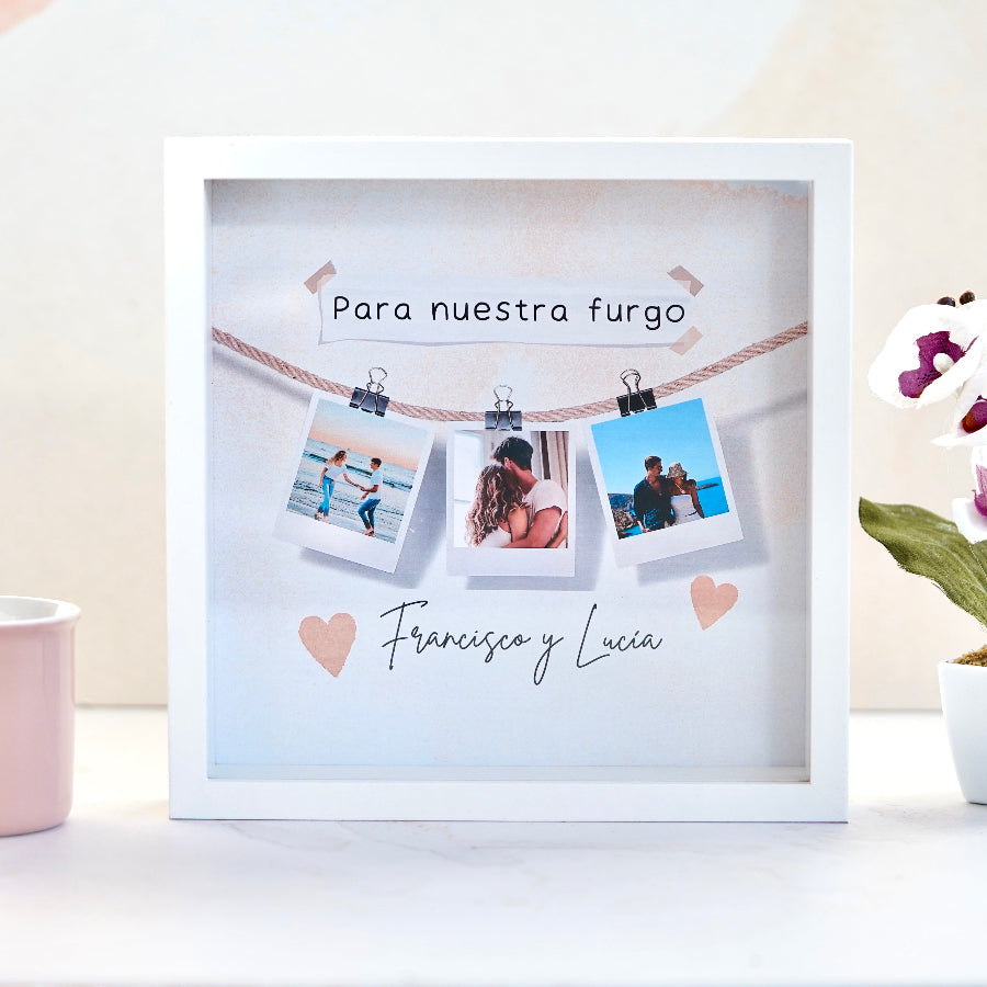 Elige el diseño, añade nombres, fechas o frases únicas y crea un detalle original y significativo. Pequeñas monedas, grandes sueños.