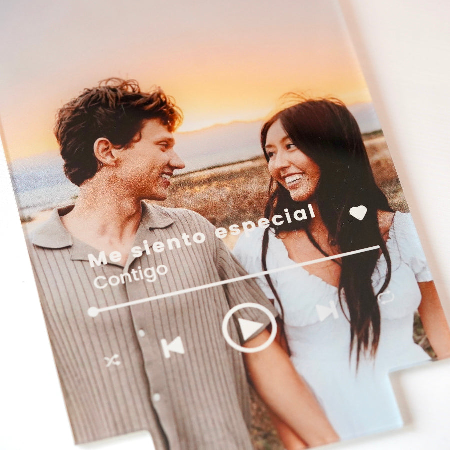 Lámpara Spotify con base de Luz | Idea de regalo personalizado | Regalo día del padre | Regalo para mi novia | Regalo para mi novio | Crear placa SPOTIFY | Placa de música PERSONALIZADA | Placa de cristal Spotify | Regalo Original y Especial | Metacrilato Spotify | Placas con tu diseño SPOTIFY | Regalo original | Cristal Plaque