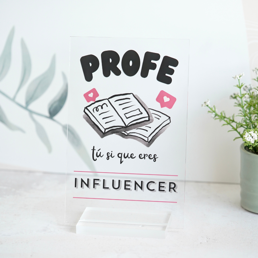 ¡ Celebra el fin de curso con nosotros !
Esta placa personalizada es un detalle original para regalar. Una placa sencilla pero original con la que recordar un gran curso escolar.
Sin duda...¡sorprenderás!