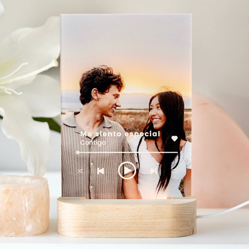 Lámpara Spotify con base de Luz | Idea de regalo personalizado | Regalo día del padre | Regalo para mi novia | Regalo para mi novio | Crear placa SPOTIFY | Placa de música PERSONALIZADA | Placa de cristal Spotify | Regalo Original y Especial | Metacrilato Spotify | Placas con tu diseño SPOTIFY | Regalo original | Cristal Plaque