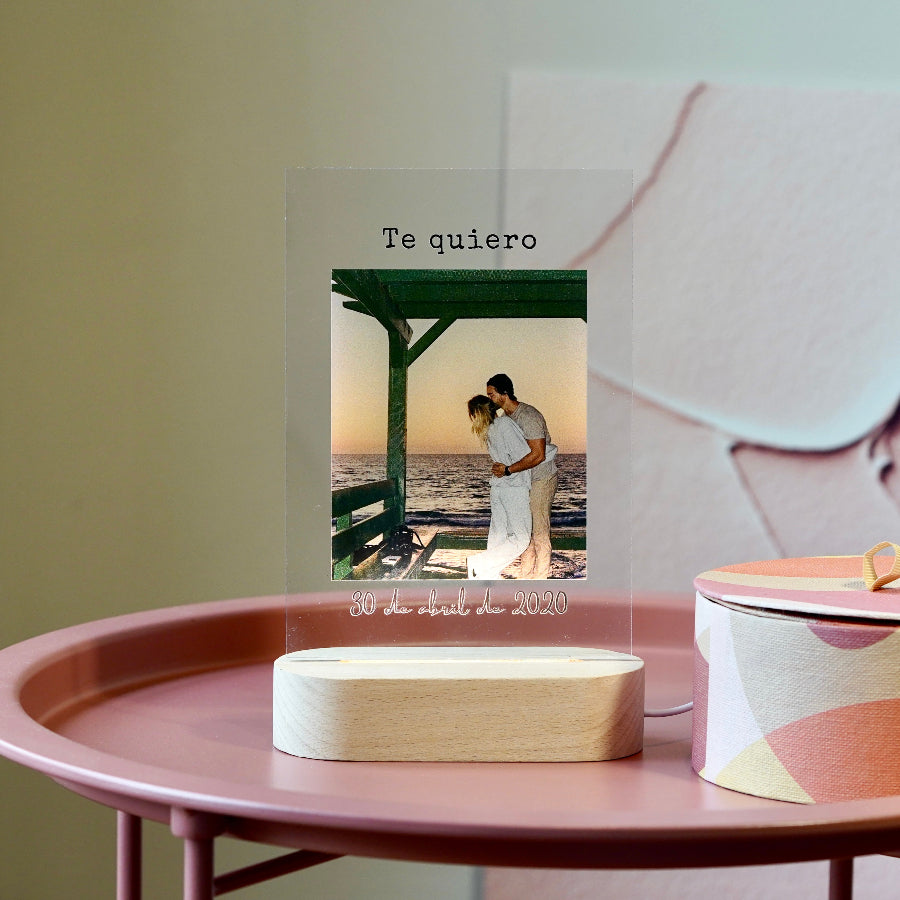 Lámpara Spotify con base de Luz | Idea de regalo personalizado | Regalo día del padre | Regalo para mi novia | Regalo para mi novio | Crear placa SPOTIFY | Placa de música PERSONALIZADA | Placa de cristal Spotify | Regalo Original y Especial | Metacrilato Spotify | Placas con tu diseño SPOTIFY | Regalo original | Cristal Plaque