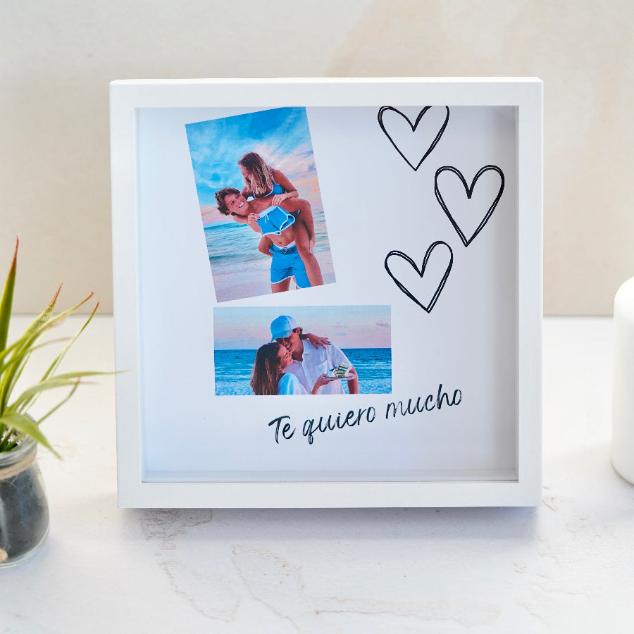 Se ambicioso (a) y  ahorra para un viajecito de fin de semana, celebra tu aniversario, una noticia importa con nuestras huchas personalizadas. 