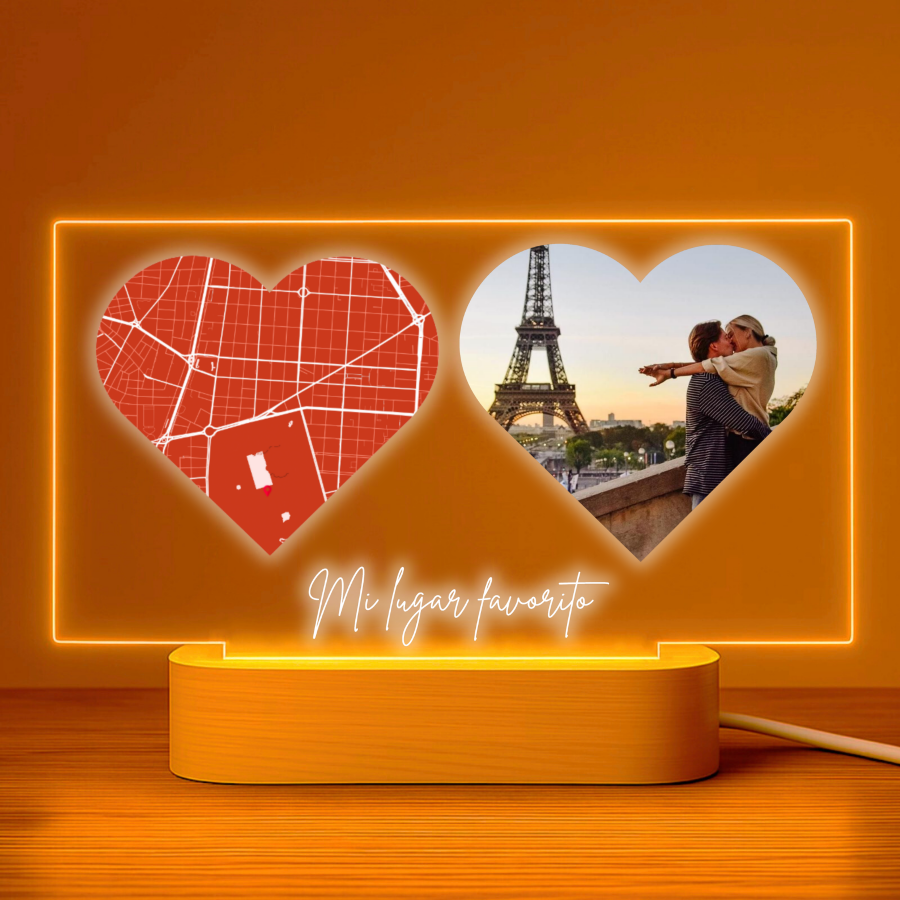 Lámpara personalizada con mapa corazón y foto sobre metacrilato premium
