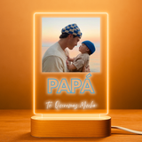 Colagem de crachás DAD com 8 fotos
