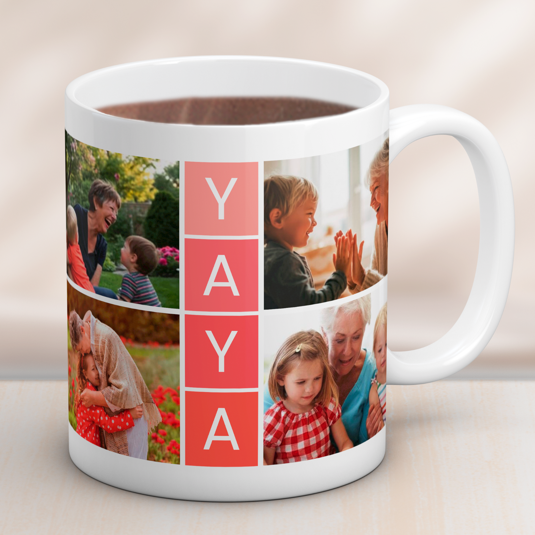 Taza Personalizada Yaya con 4 Fotos