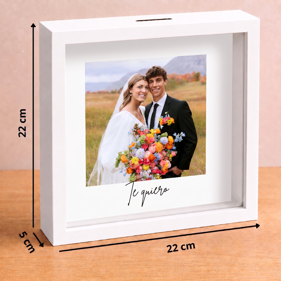Hucha Te quiero personalizada con fotografía de pareja y diseño decorativo
