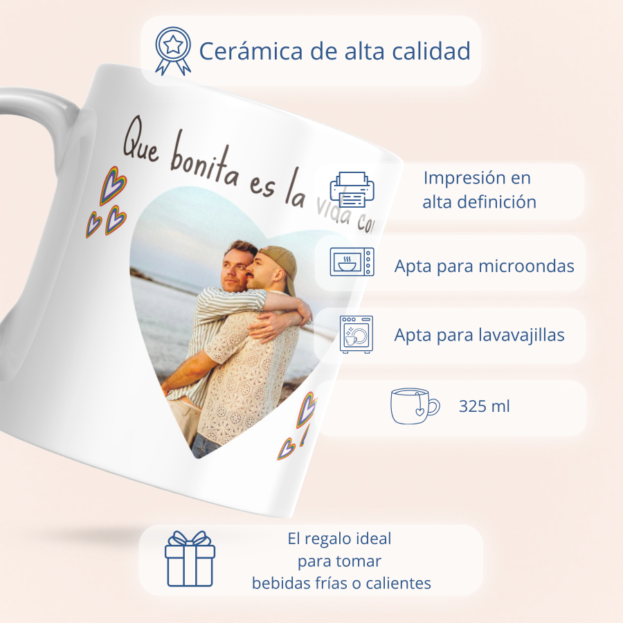Disfruta cada día de una taza llena de amor, color y orgullo. Su diseño con corazón inspirado en el Orgullo la convierte en un detalle único para celebrar la diversidad y expresar quién eres con un regalo especial.