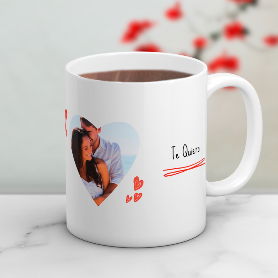 Taza foto corazón Parejas, ¿Buscas un regalo original para tu pareja? 🎁 Descubre nuestras tazas personalizadas para tu persona favorita: especiales, emotivas y listas en 48h. ¡Enamorarás!